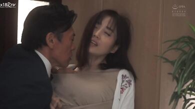 【中文字幕】十年前，我的妻子曾被当教师的男人调教，甚至生下孩子